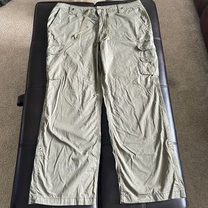 Faded Glory convertible pants/ capris size 14
